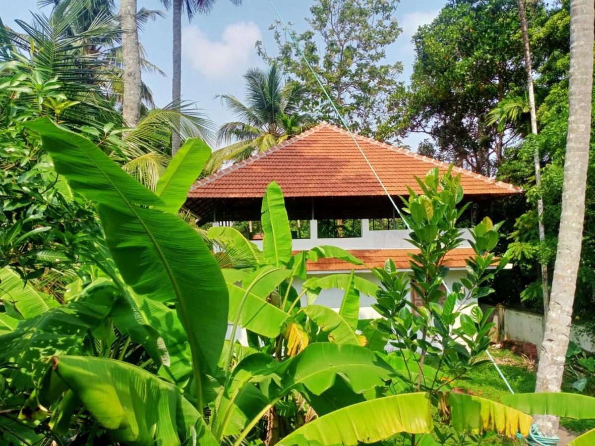Sinai Homestay Alappuzha ภายนอก รูปภาพ