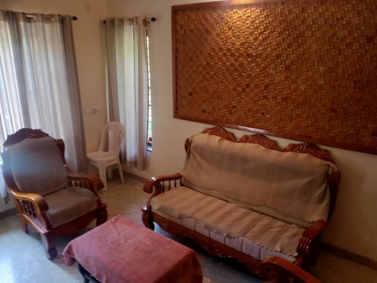 Sinai Homestay Alappuzha ภายนอก รูปภาพ